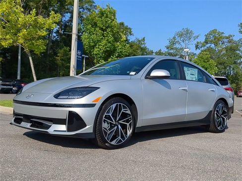 Used 2023 Hyundai Ioniq 6 SEL w/ Cargo Package image 2