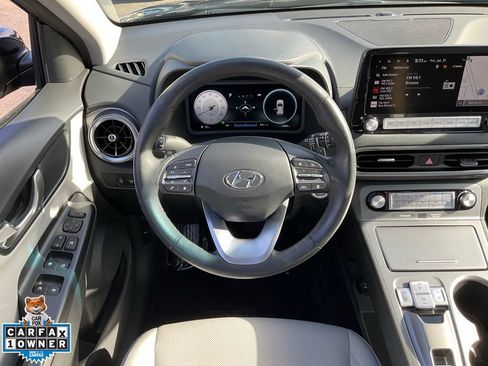 Used 2023 Hyundai Kona Limited FWD image 41