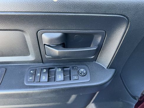 Used 2018 RAM 1500 Express RWD image 14