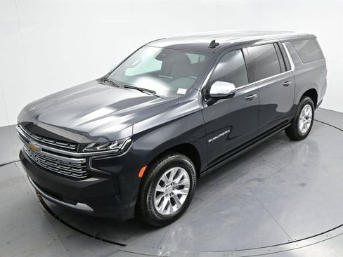 Used 2024 Chevrolet Suburban Premier image 38