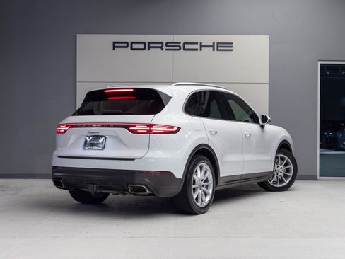 Certified 2021 Porsche Cayenne image 7