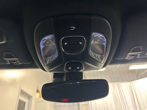 Used 2023 Jeep Compass Limited w/ Elite Group for (Red) Edition image 18