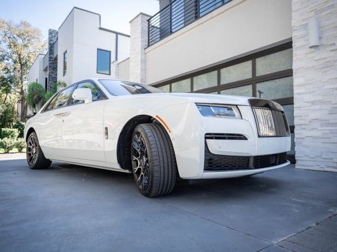 Used 2022 Rolls-Royce Ghost Black Badge AWD/4WD image 6
