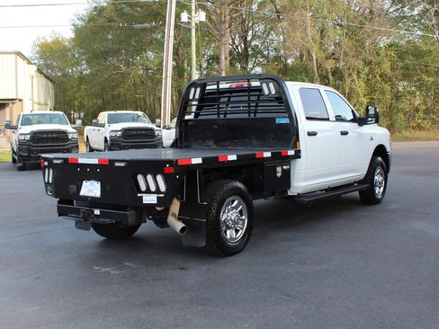 Used 2024 RAM 2500 Tradesman w/ Chrome Appearance Group image 14