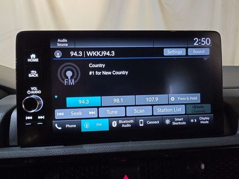 Used 2025 Honda CR-V EX-L image 12