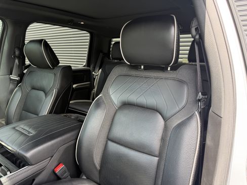 Used 2025 RAM 1500 Limited AWD/4WD image 5