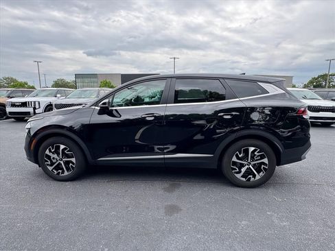 Used 2024 Kia Sportage EX FWD image 6