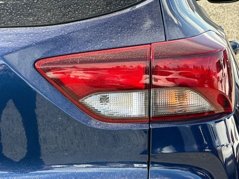 Used 2023 Chevrolet TrailBlazer LT image 46