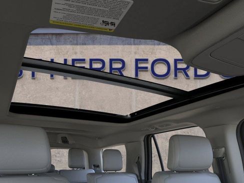 Used 2026 Ford Expedition Active AWD/4WD image 22