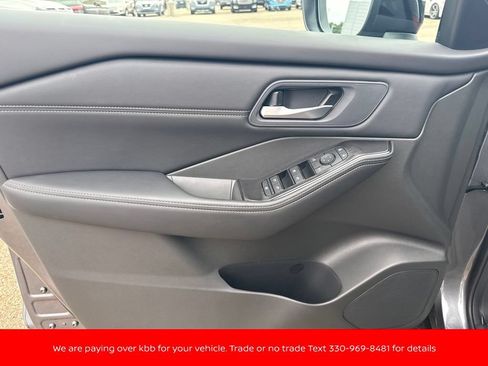 New 2026 Nissan Rogue Dark Armor AWD/4WD image 11