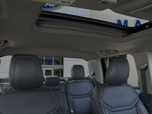 New 2025 Ford Maverick Lobo AWD/4WD image 12