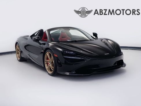 Used 2024 McLaren 750S Spider RWD image 1