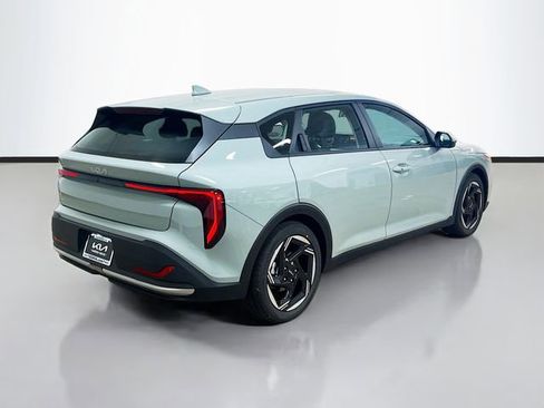 New 2026 Kia K4 EX FWD image 7