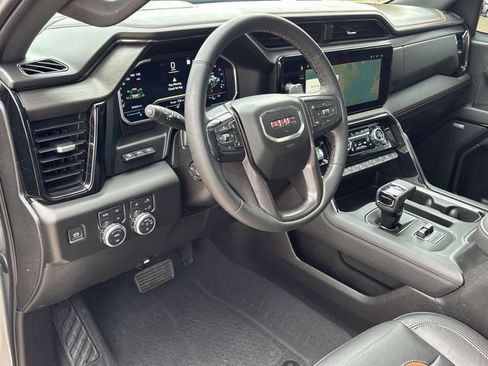 Used 2023 GMC Sierra 1500 AT4 w/ AT4 Premium Package AWD/4WD image 23