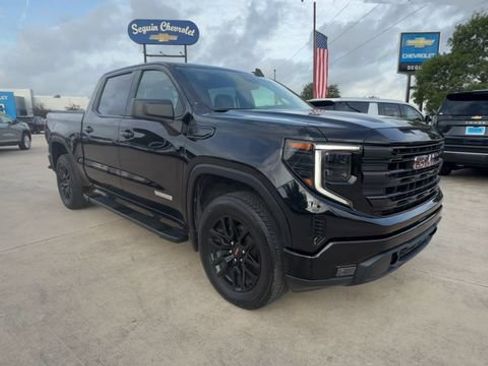 Used 2024 GMC Sierra 1500 Elevation AWD/4WD image 2