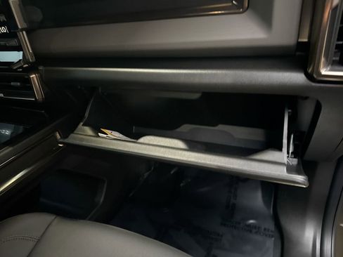 Used 2025 GMC Hummer EV 3X image 35