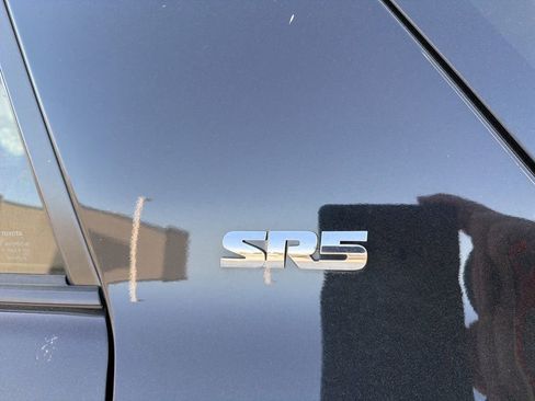 Used 2023 Toyota 4Runner SR5 Premium w/ Moonroof Package image 8