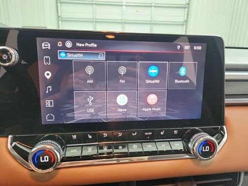 Used 2026 GMC Canyon AT4 w/ Technology Plus Package AWD/4WD image 28
