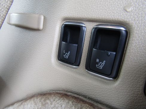 Used 2015 Mercedes-Benz GL 320 BlueTEC 4MATIC image 17