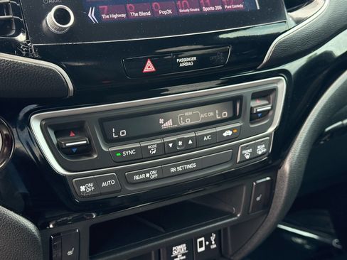 Used 2023 Honda Ridgeline Black Edition image 23