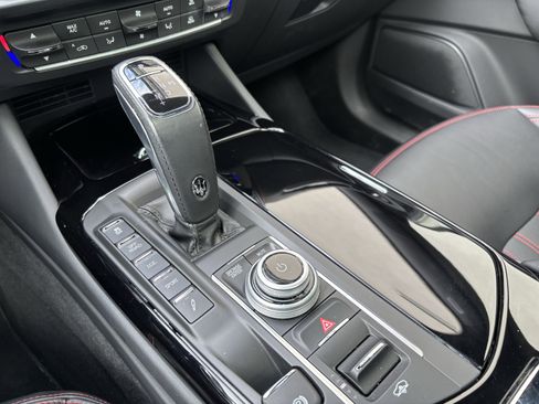 Used 2022 Maserati Levante GT image 19