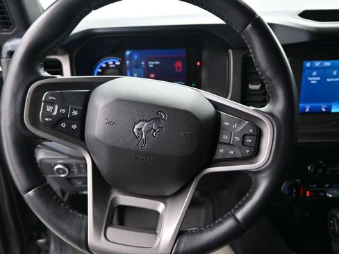 Used 2022 Ford Bronco Outer Banks image 15