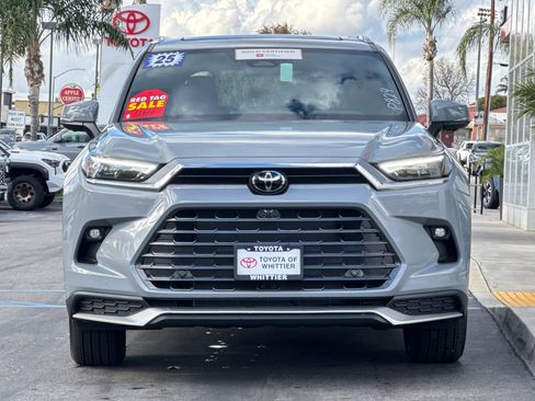 Certified 2025 Toyota Grand Highlander AWD Hybrid image 11