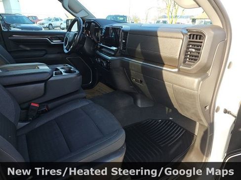 Used 2022 Chevrolet Silverado 1500 LT image 33