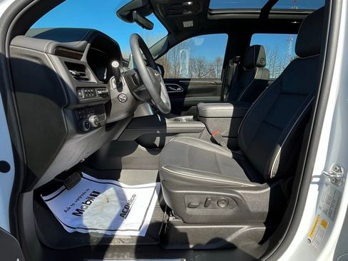 Used 2024 Chevrolet Tahoe Premier image 10