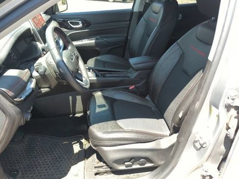 Certified 2022 Jeep Compass Trailhawk w/ Trailhawk Convenience Group AWD/4WD image 5