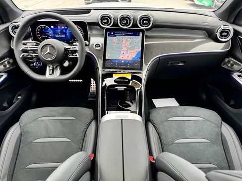 New 2025 Mercedes-Benz GLC 63 AMG S image 30