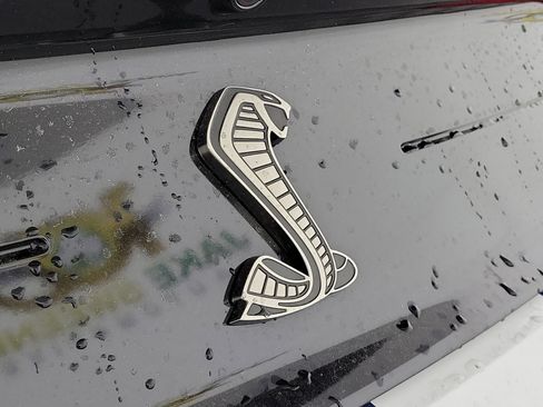 Used 2021 Ford Mustang Shelby GT500 w/ Technology Package image 7