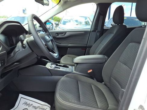Certified 2023 Ford Escape Active AWD/4WD image 13