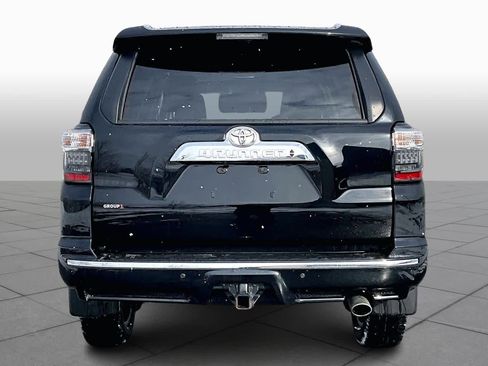 Used 2022 Toyota 4Runner Limited image 9