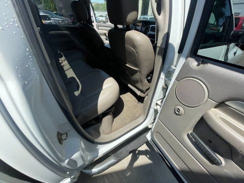 Used 2004 Dodge Ram 2500 Truck SLT w/ Sport Appearance Group AWD/4WD image 8
