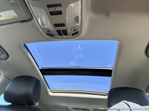 Used 2016 Buick LaCrosse Leather w/ Experience Buick Package AWD/4WD image 25