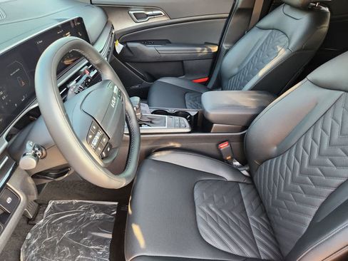 New 2026 Kia Sportage X-Line w/ X-Line Technology Package image 11