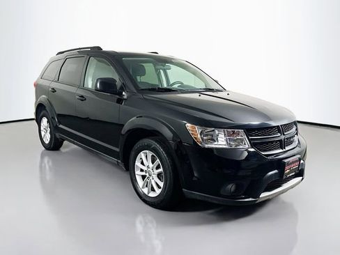 Used 2015 Dodge Journey SXT w/ Flexible Seating Group image 2