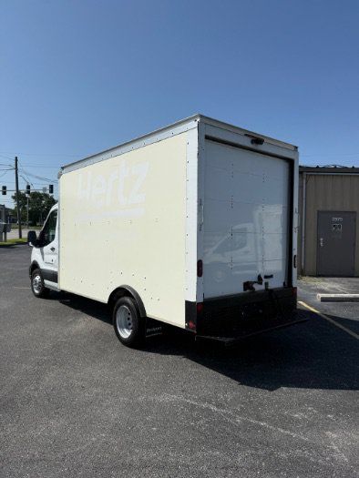 Used 2022 Ford Transit 350 DRW RWD image 6