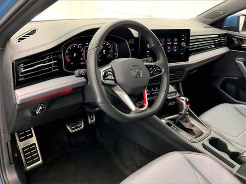 Certified 2025 Volkswagen Jetta GLI Autobahn image 14