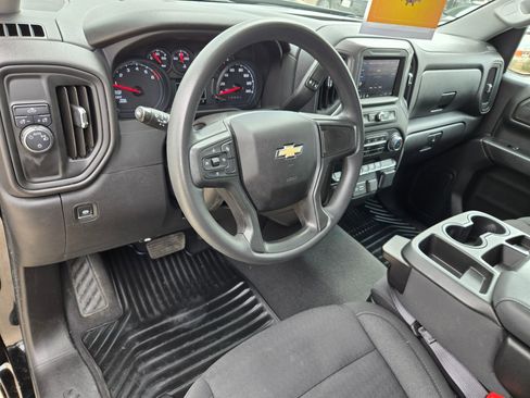 Certified 2024 Chevrolet Silverado 1500 Custom RWD image 10