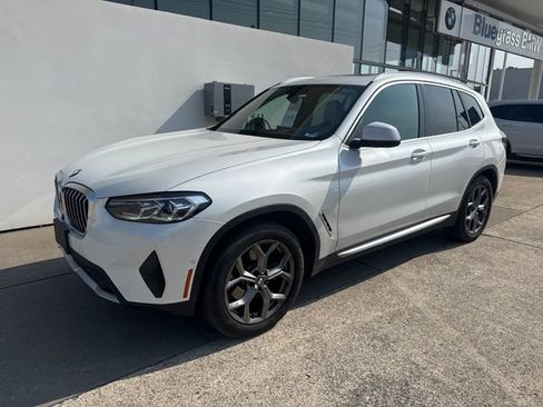 Used 2024 BMW X3 xDrive30i w/ Premium Package AWD/4WD image 1