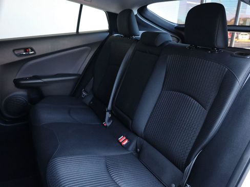 Used 2017 Toyota Prius Two FWD image 18