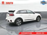 Used 2021 Kia Niro LXS image 2