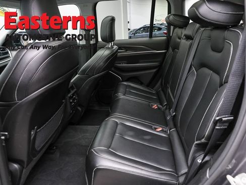 Used 2024 Jeep Grand Cherokee Limited 4xe AWD/4WD image 24
