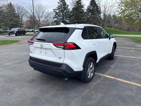 Used 2023 Toyota RAV4 XLE w/ Convenience Package image 3