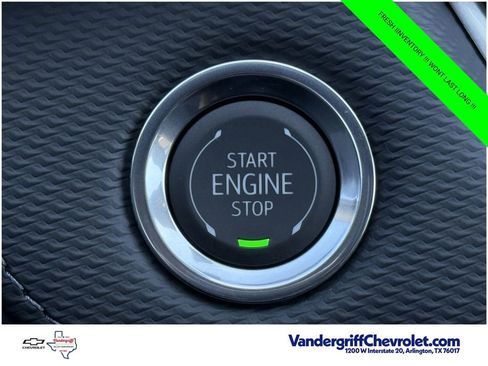New 2026 Chevrolet Equinox LT FWD image 17