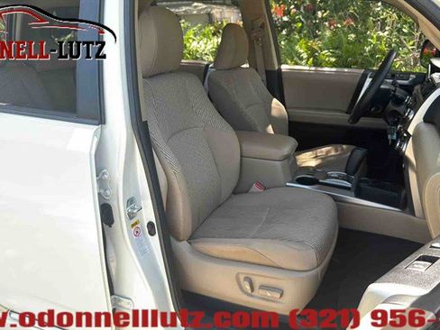 Used 2013 Toyota 4Runner SR5 RWD image 9