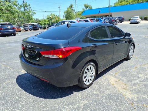 Used 2012 Hyundai Elantra GLS FWD image 3