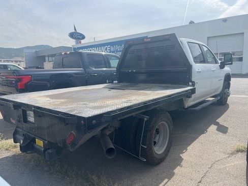 Used 2022 Chevrolet Silverado 3500 LT w/ Convenience Package AWD/4WD image 18